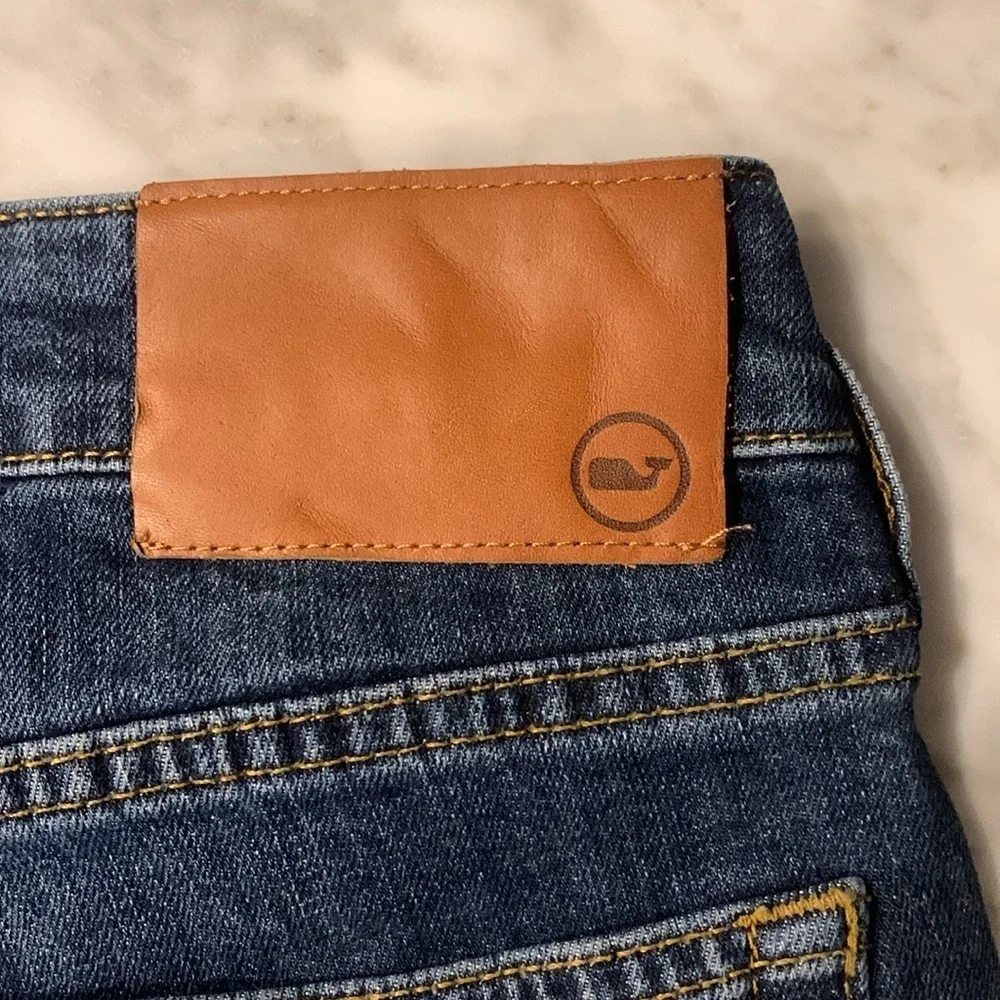 Vineyard Vines mid wash jeans, 30 x 32”